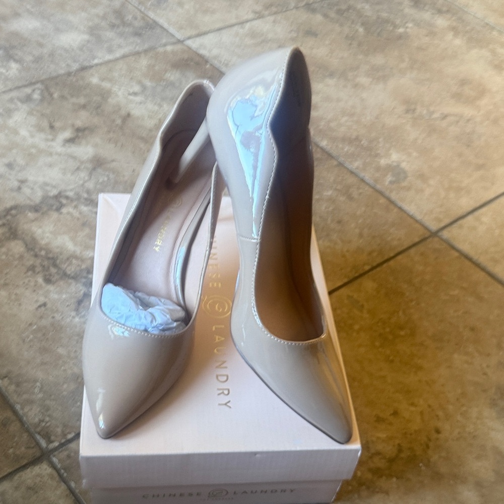 Chinese Laundry Women's Beige Heels
